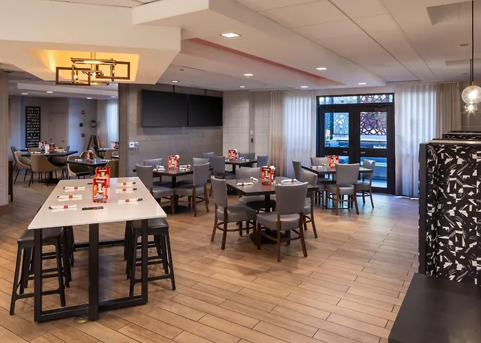 Hilton Garden Inn Los Angeles / Hollywood