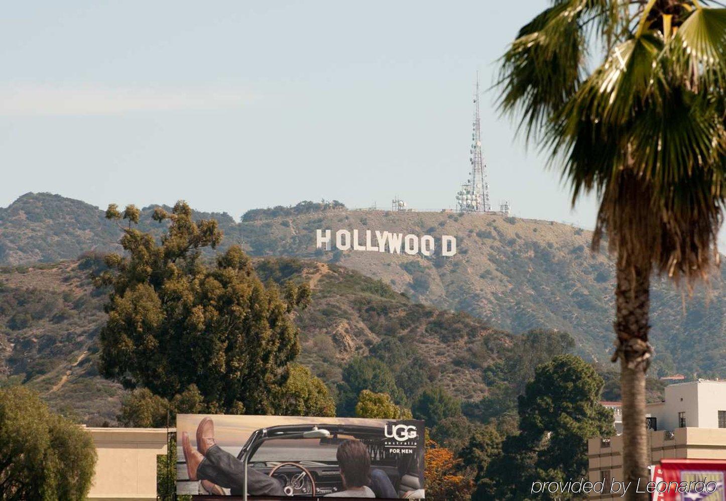 Hotel Hilton Garden Angeles / Hollywood 3*