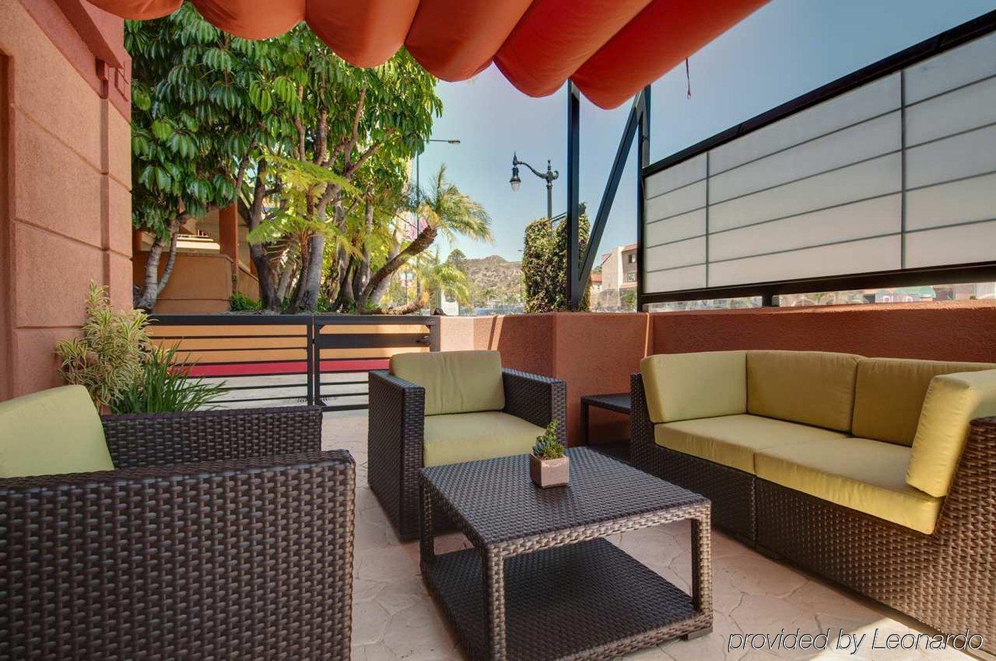 Hotel Hilton Garden Angeles / Hollywood 3*