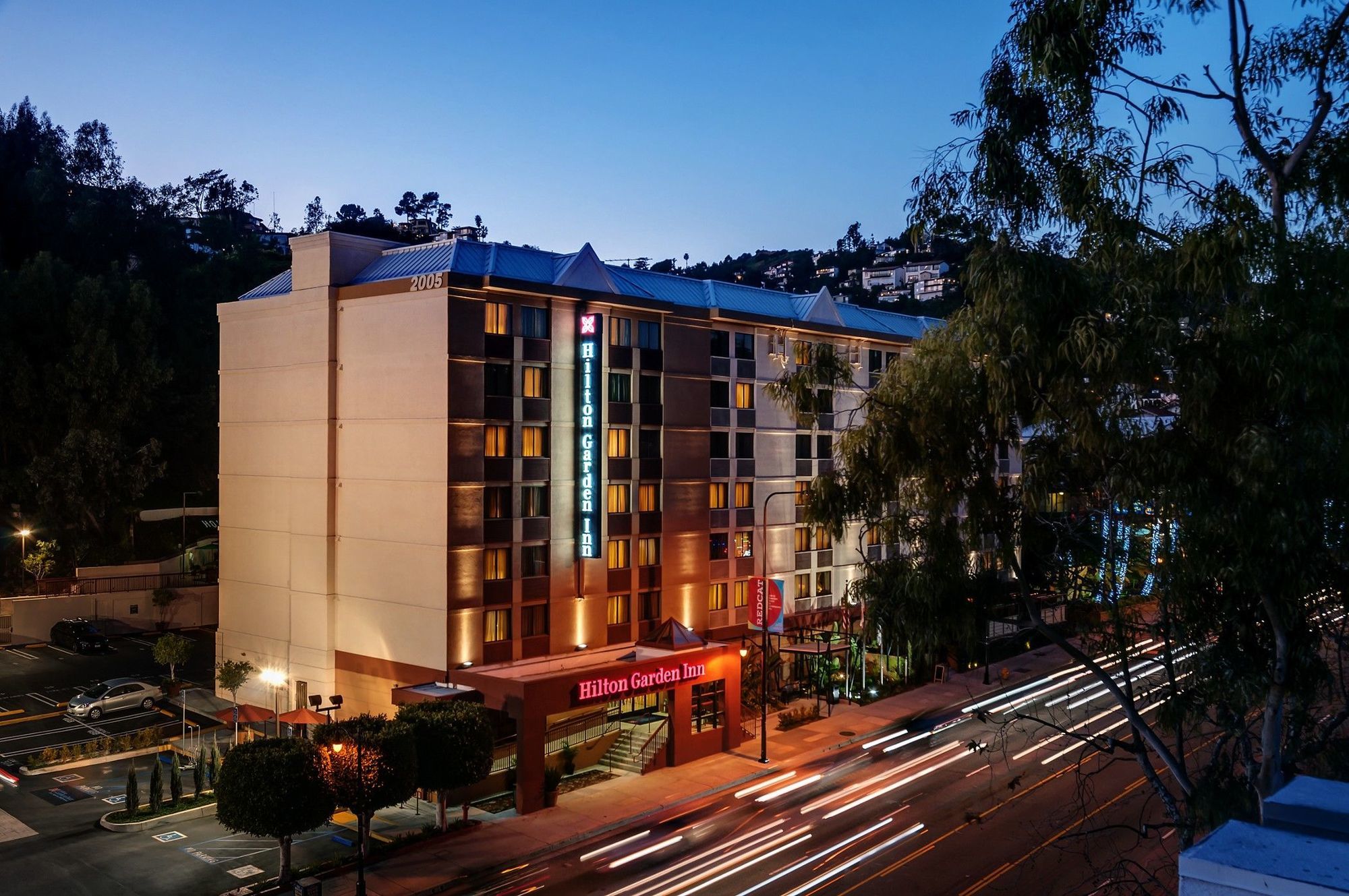Hotel Hilton Garden Angeles / Hollywood 3*