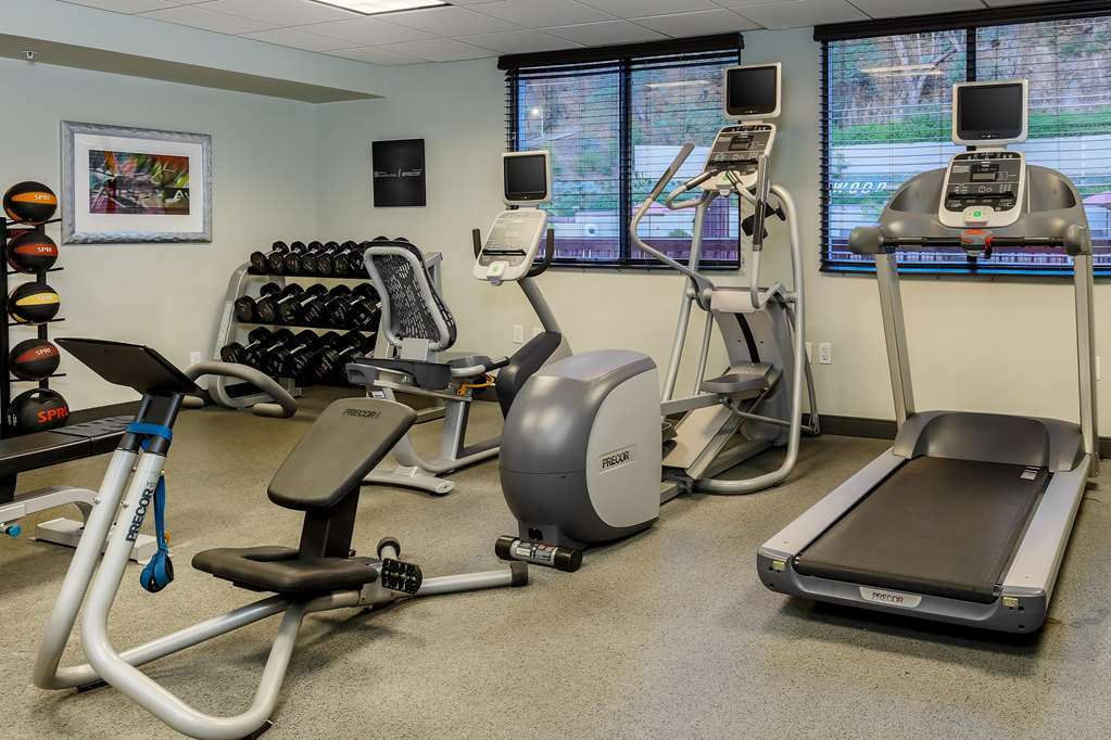 Hilton Garden Angeles / Hollywood 3*