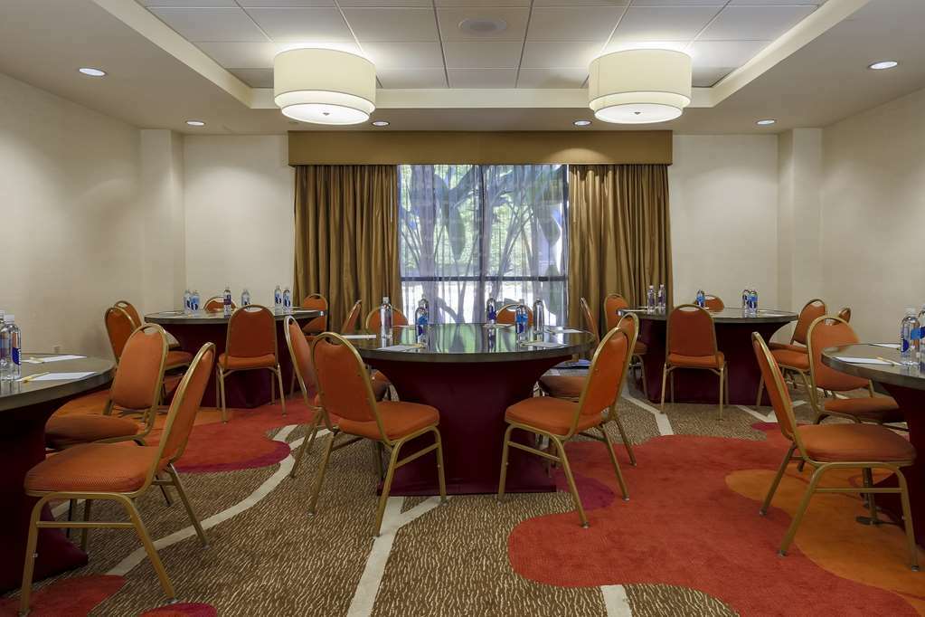 Hotel Hilton Garden Angeles / Hollywood